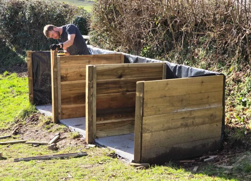 compost bin setup features a traffic light system